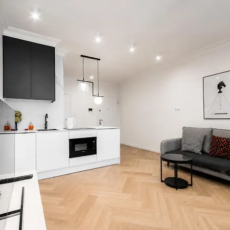Rynek Jezycki Modern By Bookinghost Apartamento Poznan