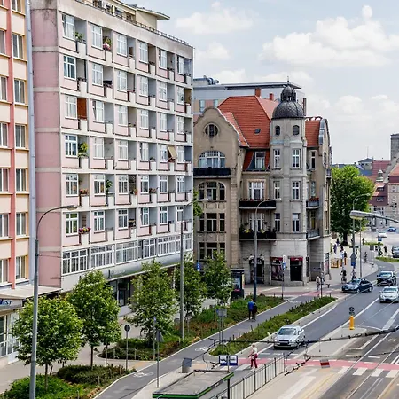 Rynek Jezycki Modern By Bookinghost * 波兹南